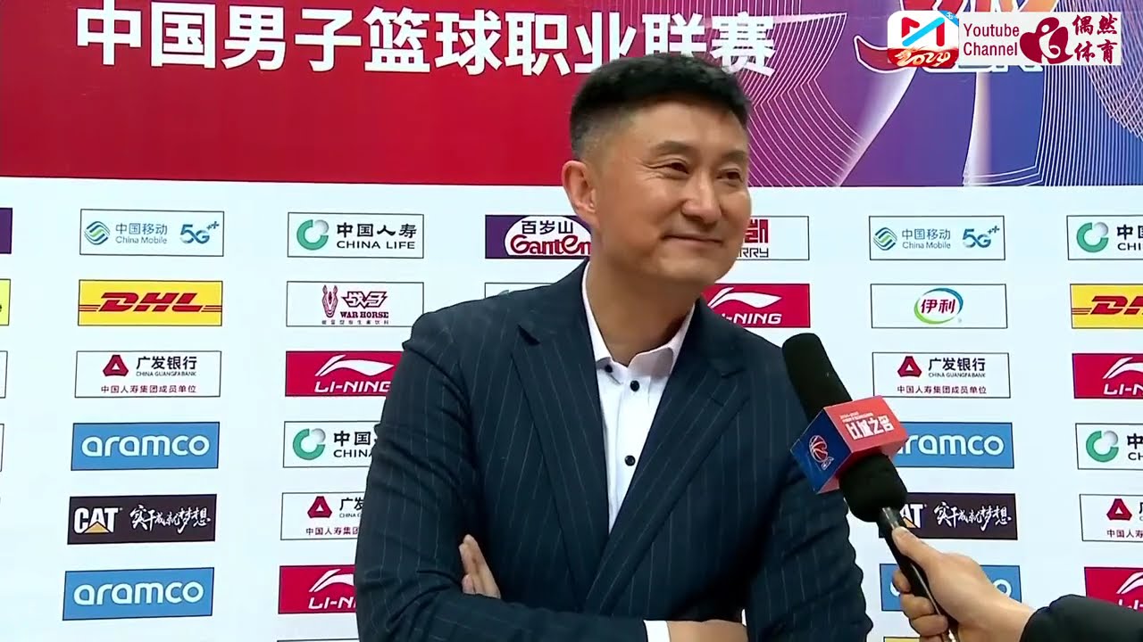 脱颖而出